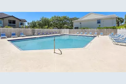 9914 NW 56th Pl, Coral Springs, FL 33076 - Photo 2