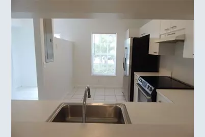 9914 NW 56th Pl, Coral Springs, FL 33076 - Photo 6