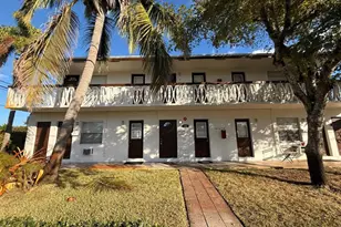 101 SE 9th St, Hallandale Beach, FL 33009 - Photo 1