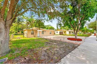 1534 N 58th Avenue, Hollywood, FL 33021 - Photo 1