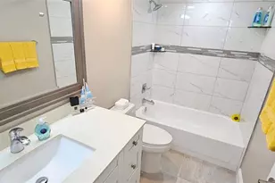 7904 Sonoma Springs Cir, Lake Worth, FL 33463 - Photo 12