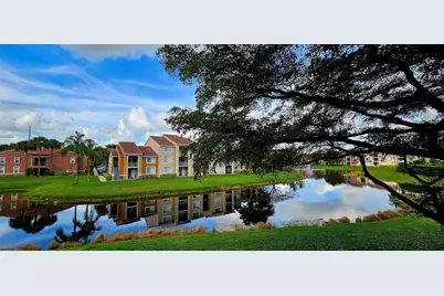 7904  Sonoma Springs Cir, Unit #206, Lake Worth, FL 33463 - Photo 1