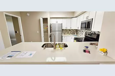 7904  Sonoma Springs Cir, Unit #206, Lake Worth, FL 33463 - Photo 2