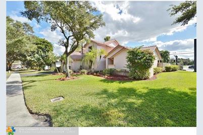 10590 NW 18th Ct - Photo 1