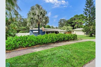 1515 SW 25th Ave - Photo 1