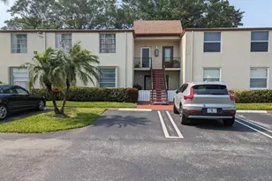 17 Willowbrook Ln, Delray Beach, FL 33446 - Photo 1