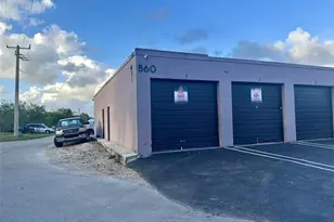 860 NW 45th St Unit #1 &amp 2, Oakland Park, FL 33309 - Photo 1