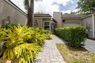 5104 NW 11th Dr, Deerfield Beach, FL 33064 - Photo 1