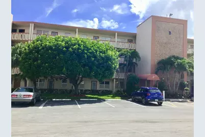 3033 Newcastle B #3033, Boca Raton, FL 33434 - Photo 1