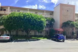 3033 Newcastle B, Boca Raton, FL 33434 - Photo 1