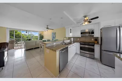3900 Oaks Clubhouse Drive #405, Pompano Beach, FL 33069 - Photo 1