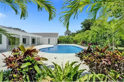 2800  Banyan Boulevard Cir, Boca Raton, FL 33431 - Photo 1