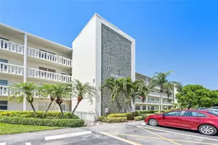 1070 Ventnor P, Deerfield Beach, FL 33442 - Photo 1