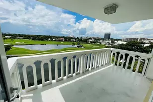 2500 NE 48th Ln, Fort Lauderdale, FL 33308 - Photo 1