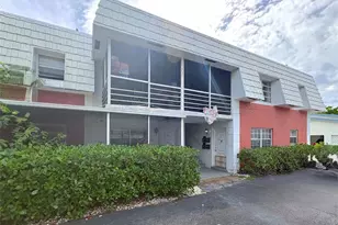 1924 NE 26th St, Wilton Manors, FL 33305 - Photo 1