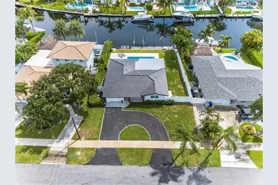 230 SE 3rd Ave, Pompano Beach, FL 33060 - Photo 1