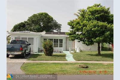 4675 NW 41st St - Photo 1