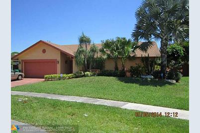 3610 NW 73rd Ave - Photo 1