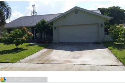 150 SW 127th Ave - Photo 1