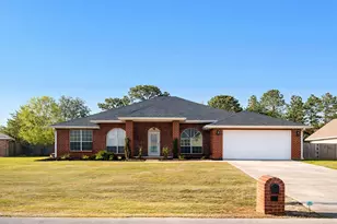 6677 Admiral St, Navarre, FL 32566 - Photo 1