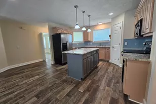 8082 Sleepy Bay Blvd, Navarre, FL 32566 - Photo 4