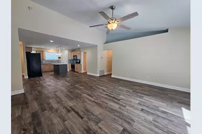 8082 Sleepy Bay Boulevard, Navarre, FL 32566 - Photo 6