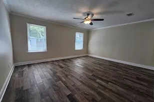 8082 Sleepy Bay Blvd, Navarre, FL 32566 - Photo 12