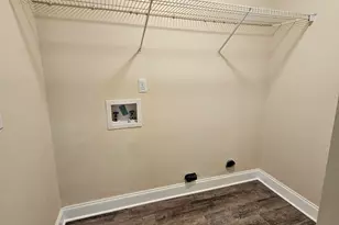 8082 Sleepy Bay Blvd, Navarre, FL 32566 - Photo 10