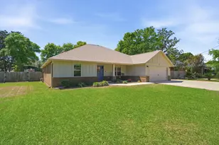 7285 Mossy Oaks Dr, Navarre, FL 32566 - Photo 2