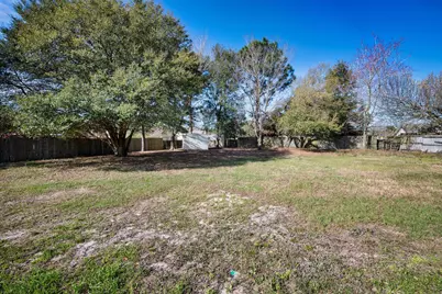 2227 Parker Place Court, Navarre, FL 32566 - Photo 6