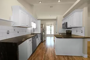 7878 Lola Cir, Navarre, FL 32566 - Photo 6
