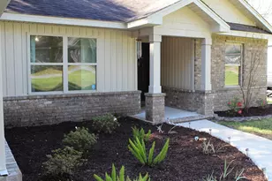 2904 NE 2nd Ave NE, Crestview, FL 32539 - Photo 4