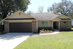 2904 NE 2nd Ave NE, Crestview, FL 32539 - Photo 1