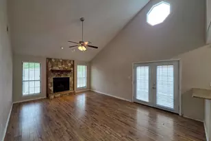 2113 Wilderness Path, Fort Walton Beach, FL 32547 - Photo 2