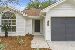 811 Boulevard De L'Orleans, Mary Esther, FL 32569 - Photo 42