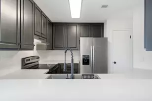 811 Boulevard De L'Orleans, Mary Esther, FL 32569 - Photo 18