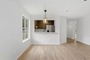 811 Boulevard De L'Orleans, Mary Esther, FL 32569 - Photo 14