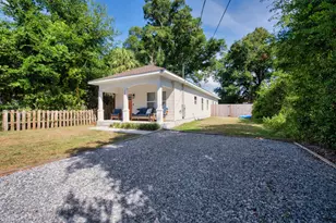 208 E Yonge Street E, Pensacola, FL 32503 - Photo 2