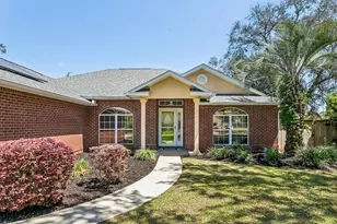 1140 Shady Ln, Gulf Breeze, FL 32563 - Photo 4