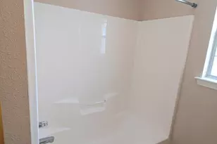 9768 Parker Lake Cir, Navarre, FL 32566 - Photo 22