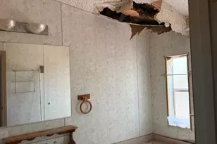 6709 Betty Ln, Navarre, FL 32566 - Photo 16