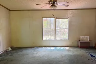 6709 Betty Ln, Navarre, FL 32566 - Photo 14