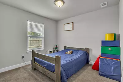 9733 Angel Oak Drive, Beulah, FL 32526 - Photo 14