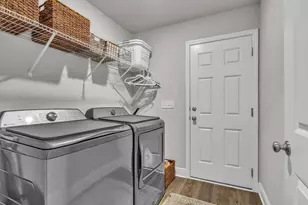 9733 Angel Oak Dr, Beulah, FL 32526 - Photo 18