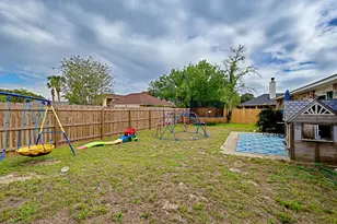 1965 Jessica Way, Navarre, FL 32566 - Photo 18