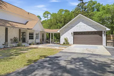 6902 Santa Clara Drive, Navarre, FL 32566 - Photo 10