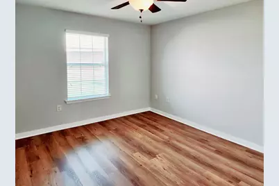 9848 Parker Lake Circle, Navarre, FL 32566 - Photo 16