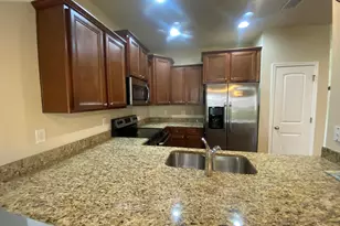 8733 Brown Pelican Cir, Navarre, FL 32566 - Photo 12