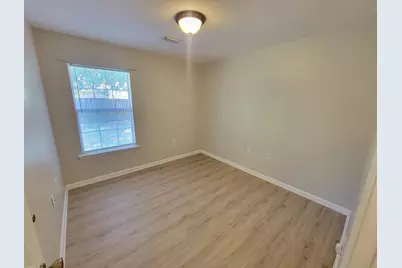 7288 Mossy Oaks Court, Navarre, FL 32566 - Photo 10