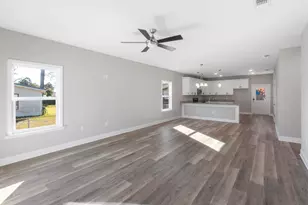 2151 Paloma St, Navarre, FL 32566 - Photo 8